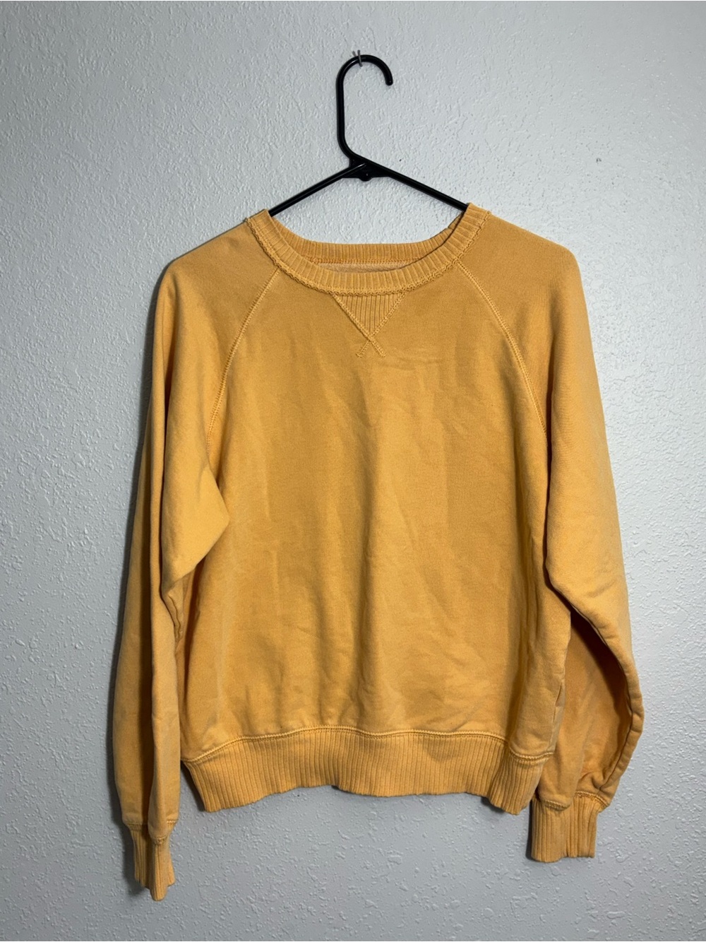 American Eagle Outfitters Crewneck Sweatshirt - Mustard Yellow